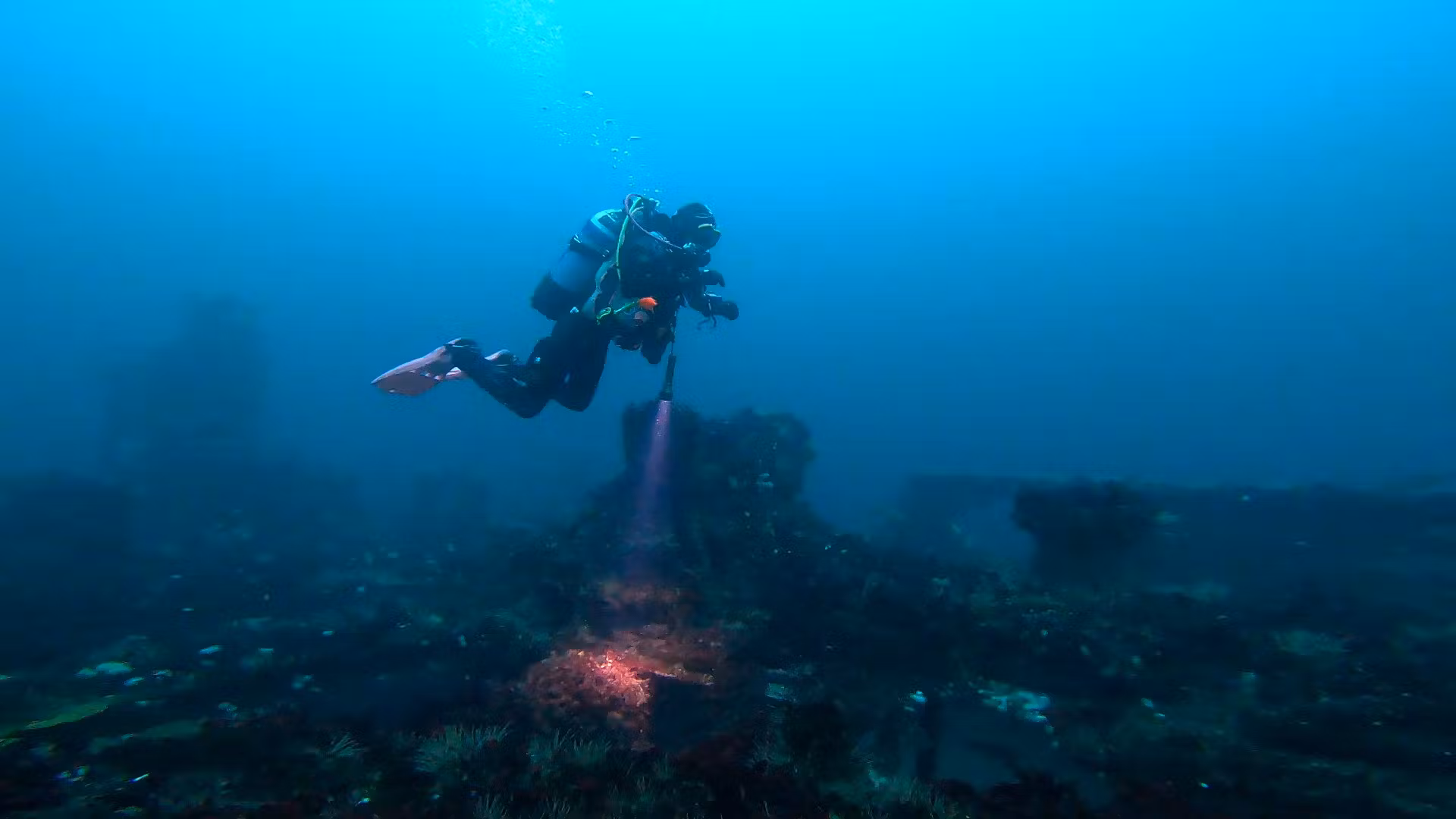 how deep is 40 meters