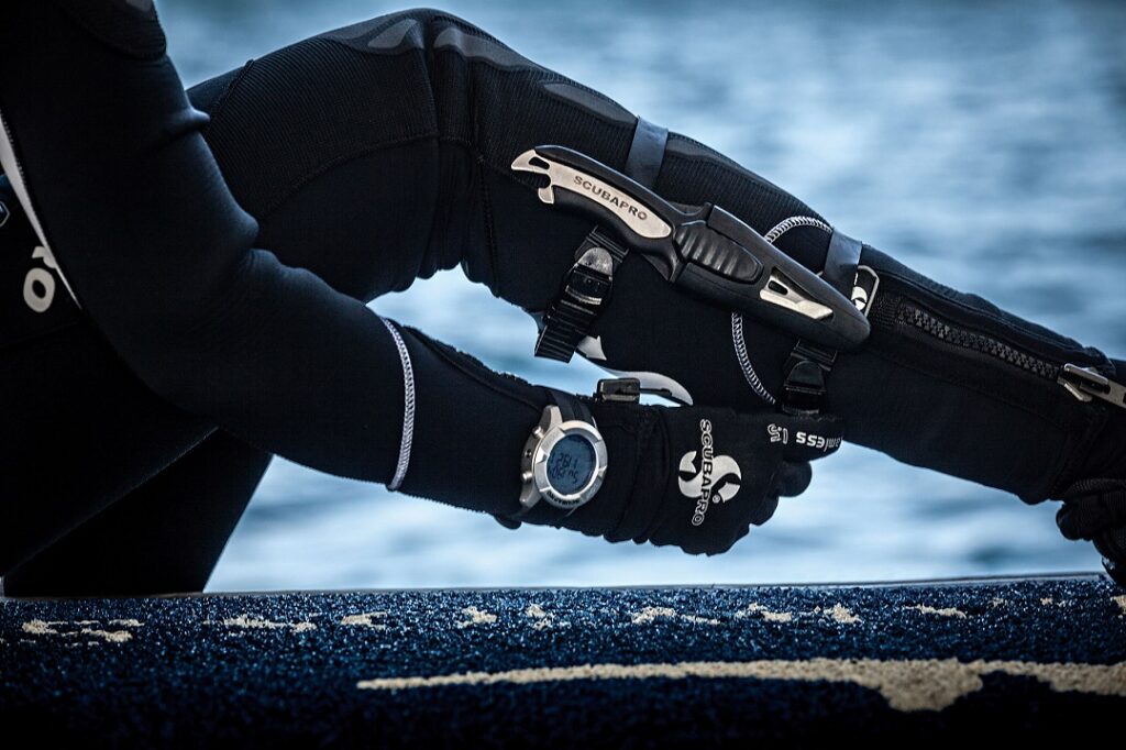 What is a Scuba Diving Knife What is a Scuba Diving Knife