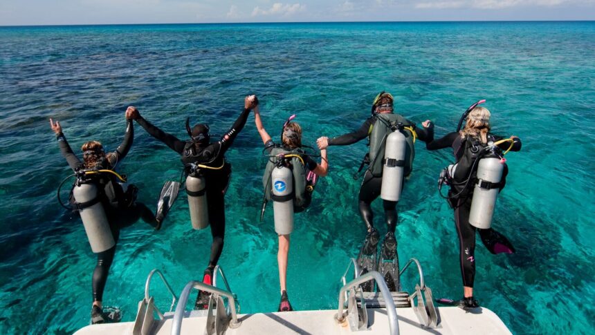 Top 17 best scuba divers in the world
